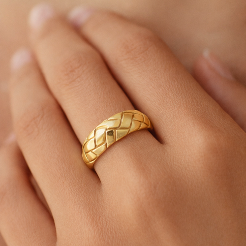 Alexa Dome Ring Gold