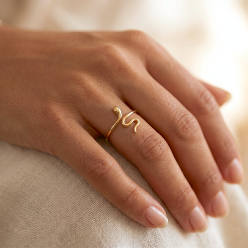 Snake Slither Ring Gold