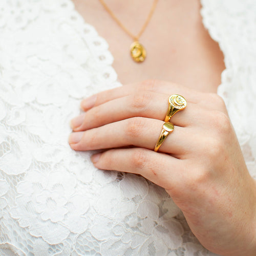Tarot Moon Signet Ring Gold