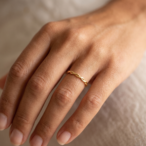 Braided Skinny Ring Gold