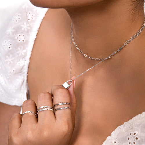 Paper Clip Chain Toggle Choker