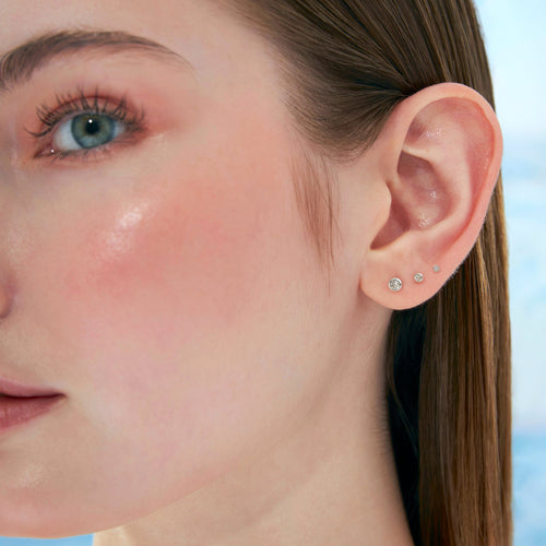 Color:White Gold
Option:Single
Option:Pair