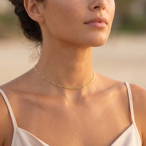 Sleek Chain Gold Choker