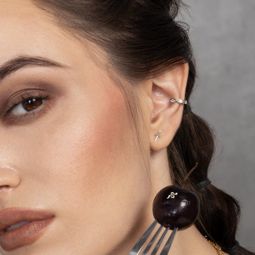 Color:White Gold
Option:Single
Option:Pair