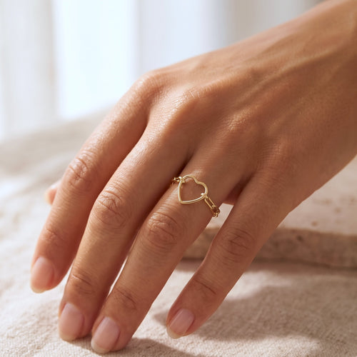 Fall In Love Chain Gold Ring