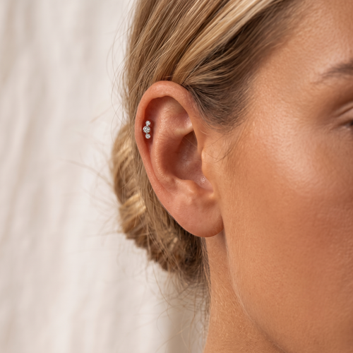 14K Solid Gold Trio Baby Bezel Diamond Threaded Labret Earring
