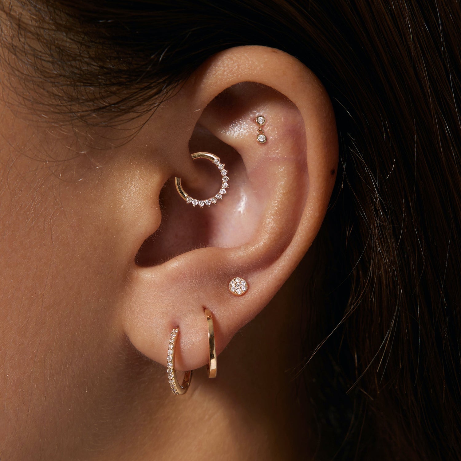 Color:Yellow Gold
Option:Single
Option:Pair