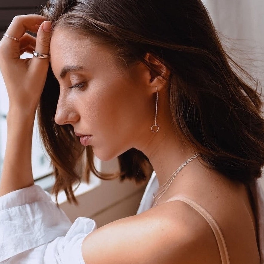 Small Circle Threader Earrings