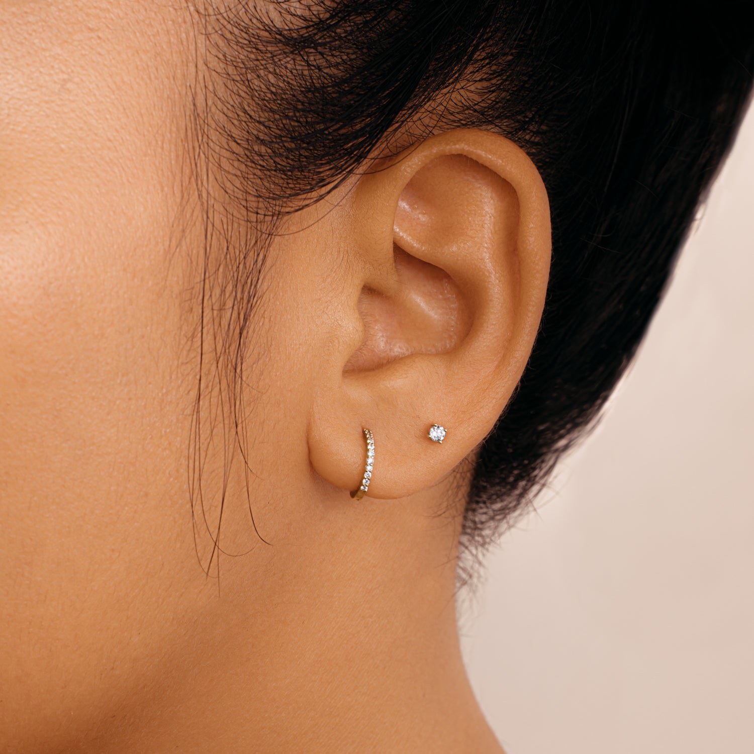 Color:White Gold
Option:Single
Option:Pair