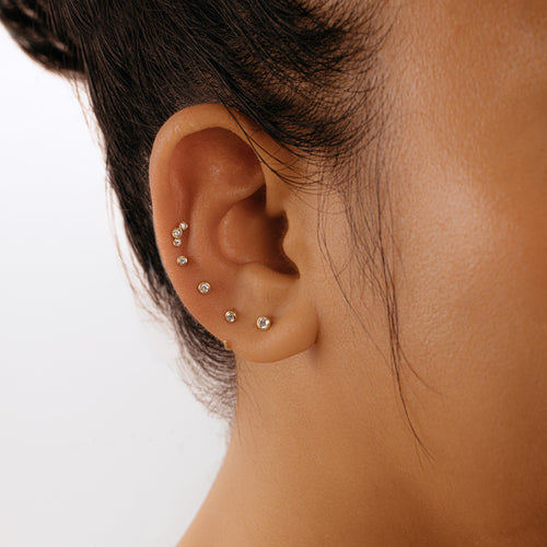 Color:Yellow Gold
Option:Single
Option:Pair