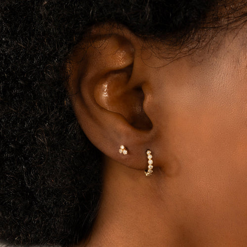 Color:Yellow Gold
Option:Single
Option:Pair