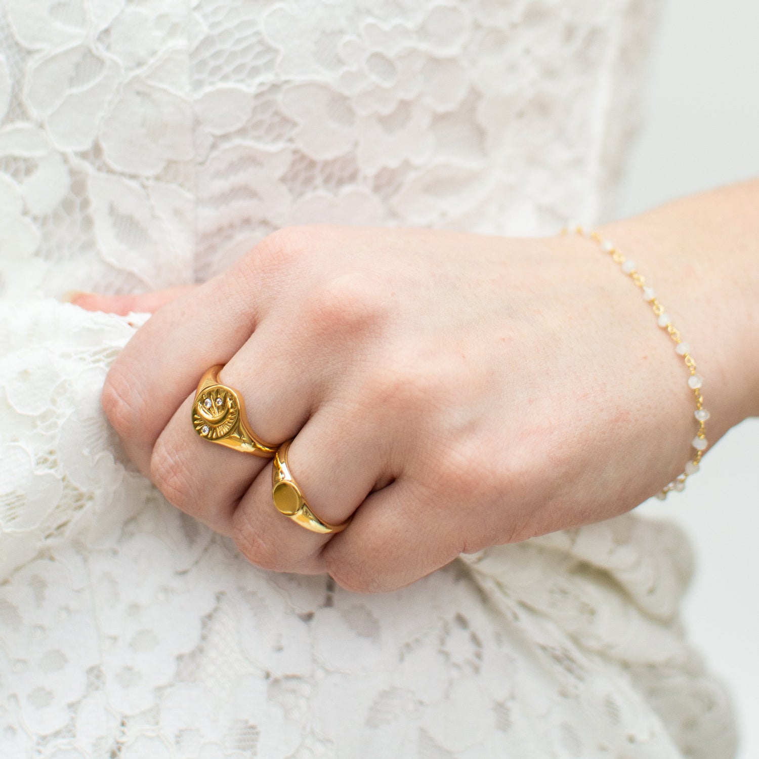 Tarot Moon Signet Ring Gold