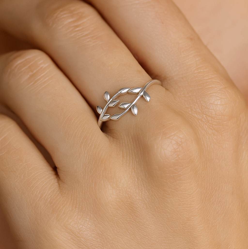 Vine Leaf Ring Silver