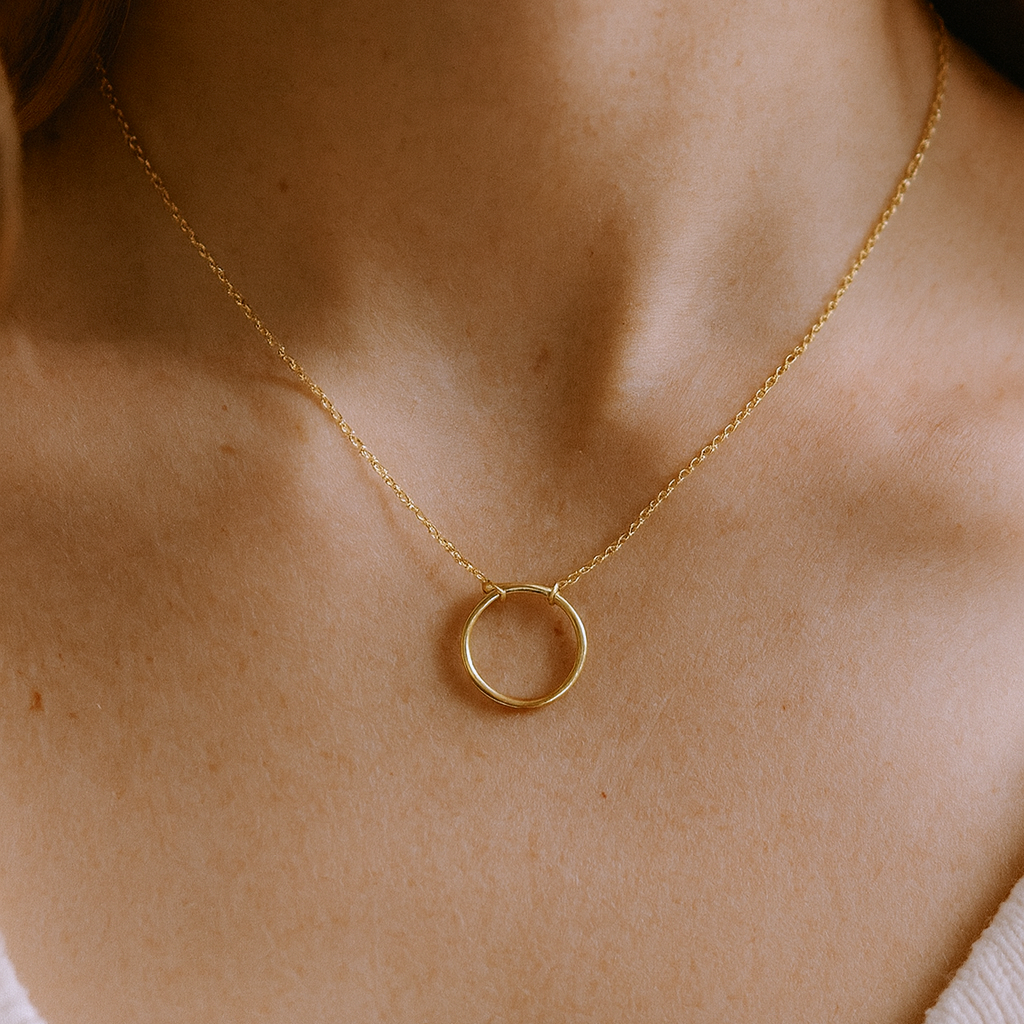 Chic Circle Necklace