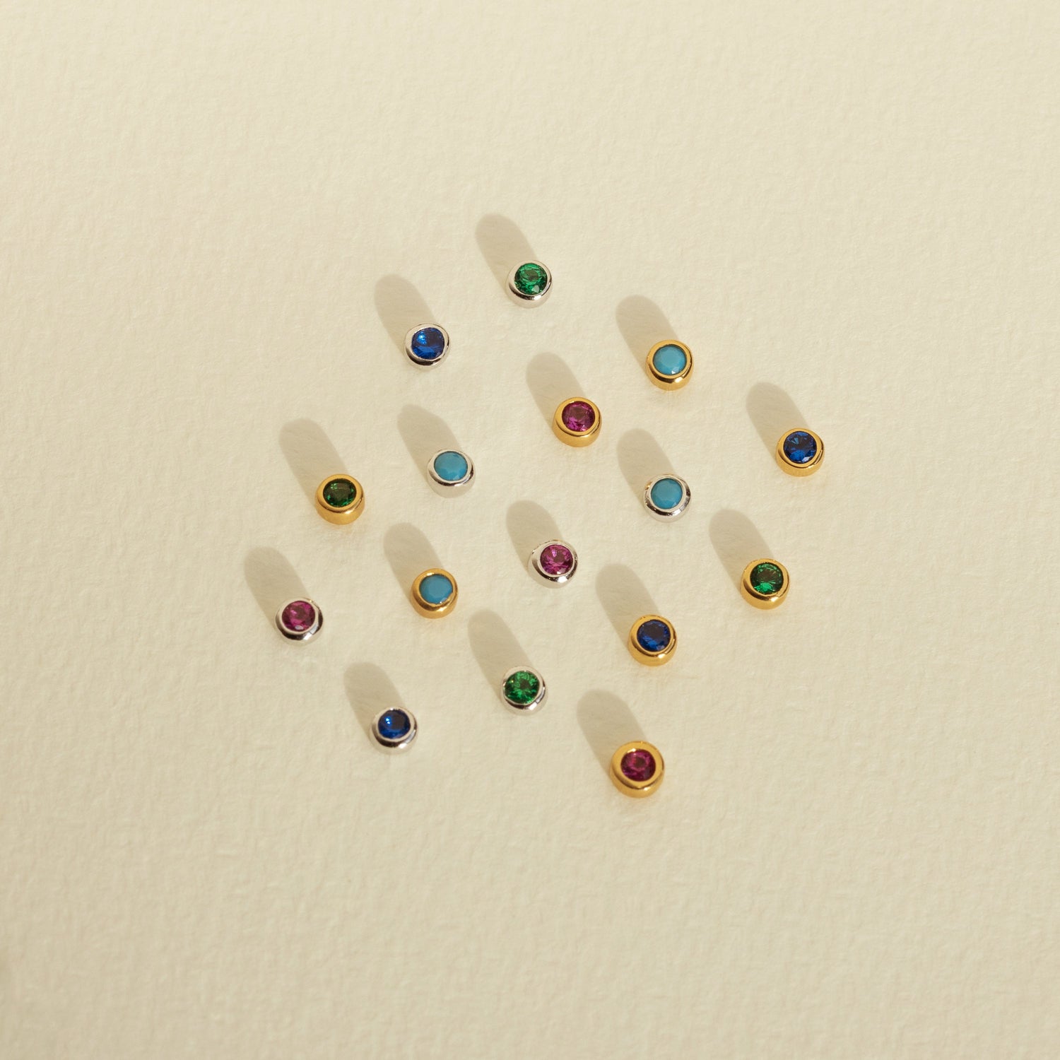 Color:Gold
Color:Silver