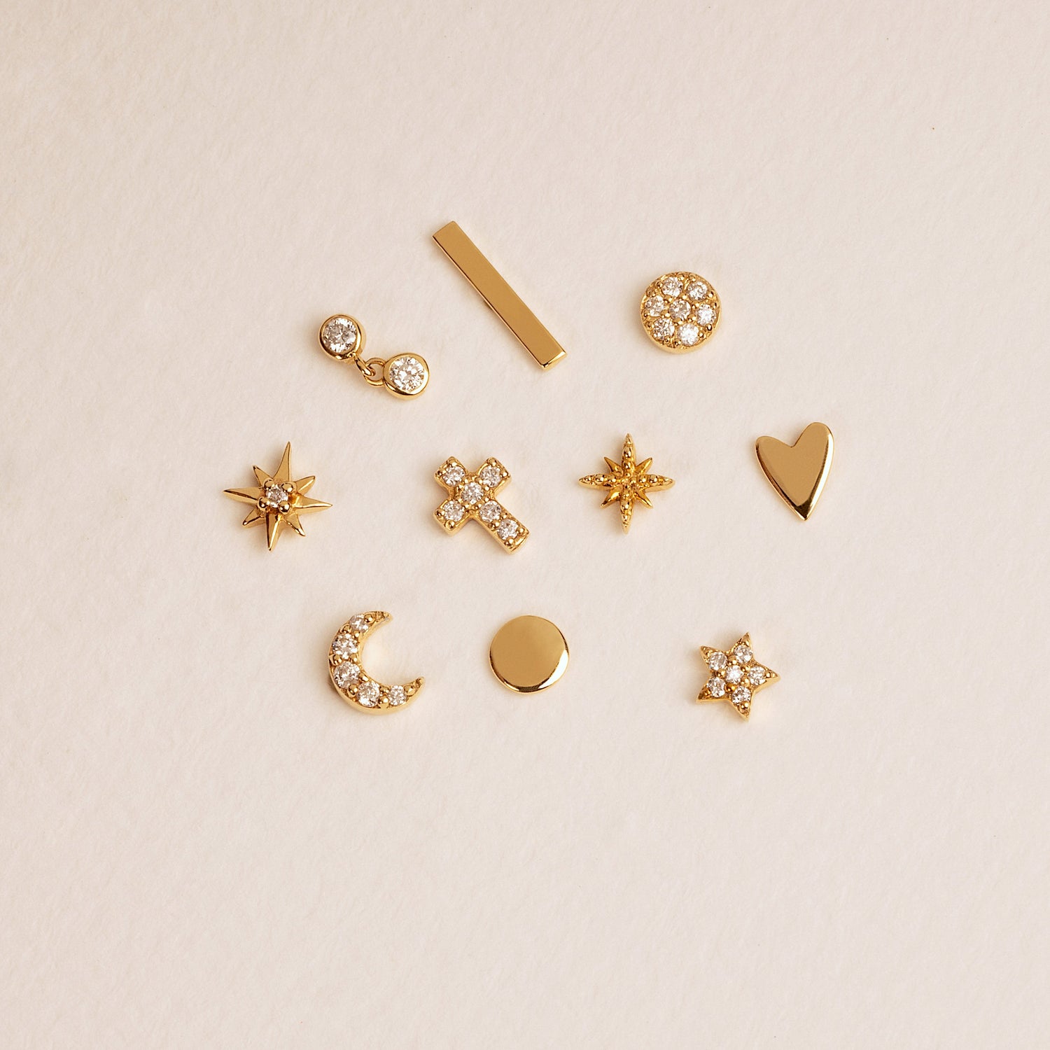 Color:Yellow Gold
Option:Single
Option:Pair