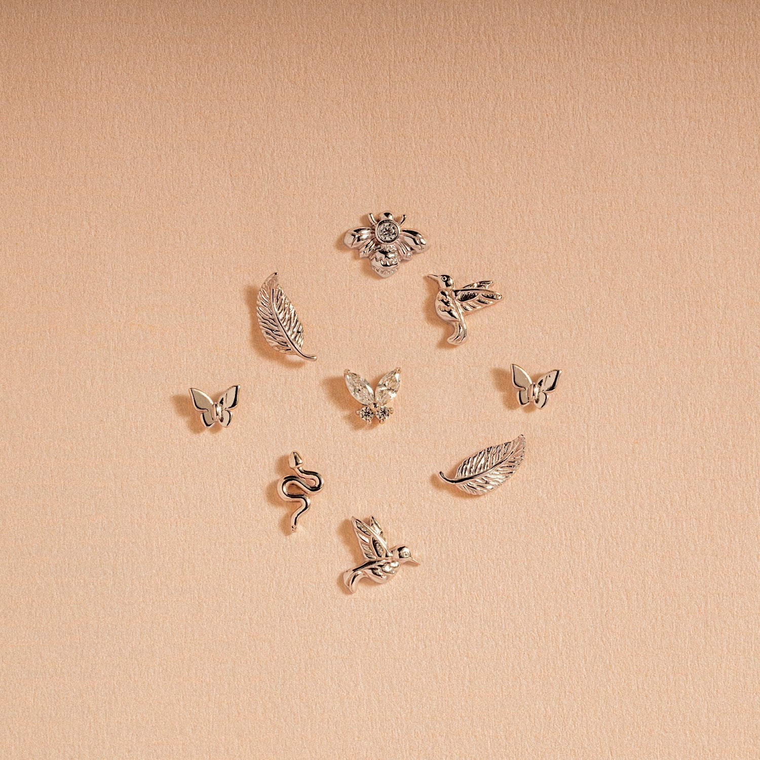 Color:White Gold|Style:Left
Color:White Gold|Style:Right