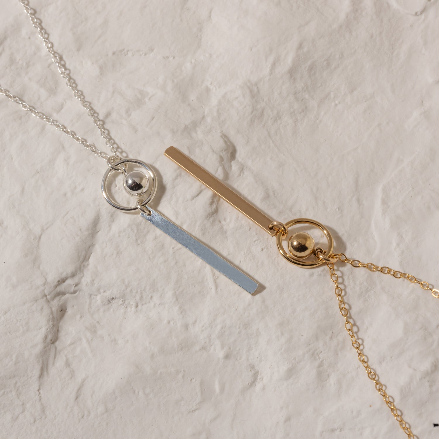 Color:Gold
Color:Silver