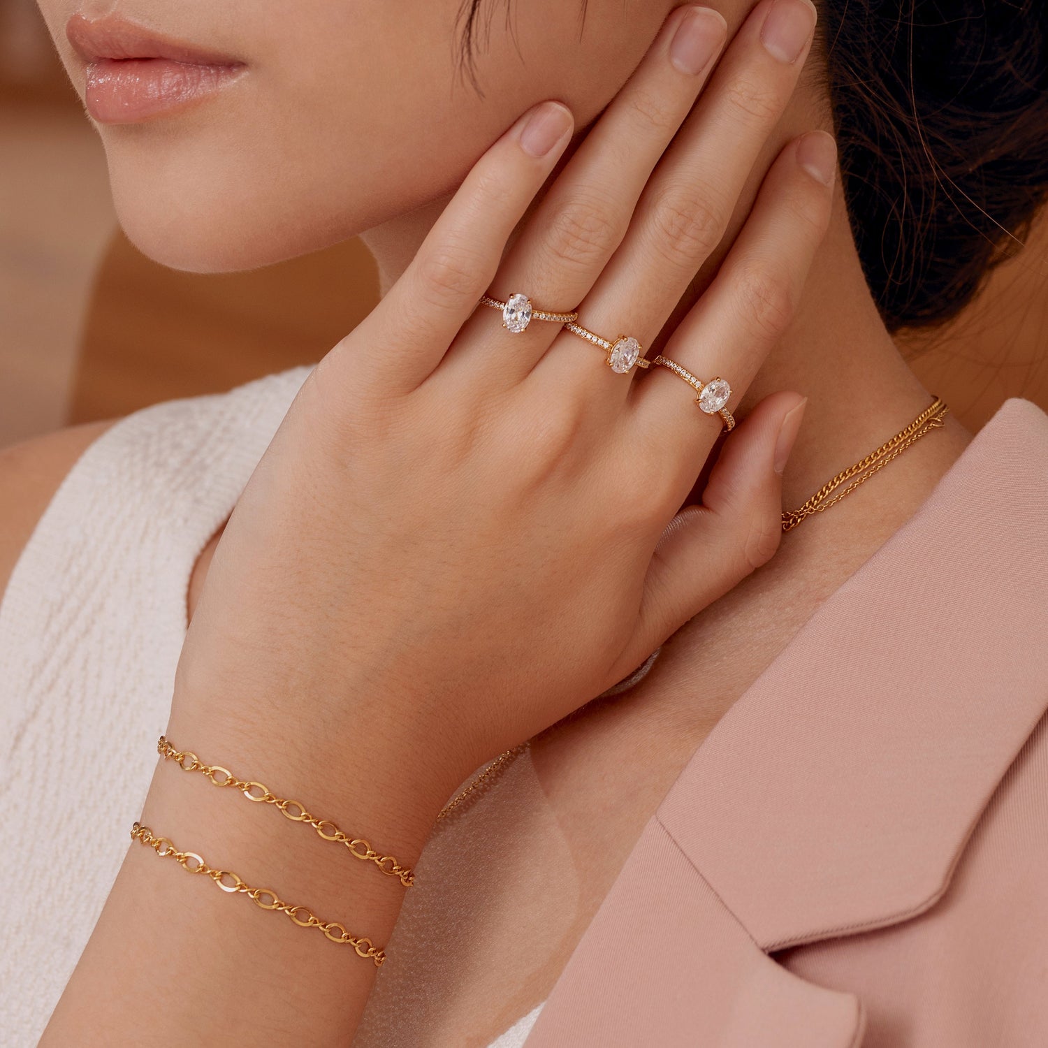 Oval Solitaire Gold Ring