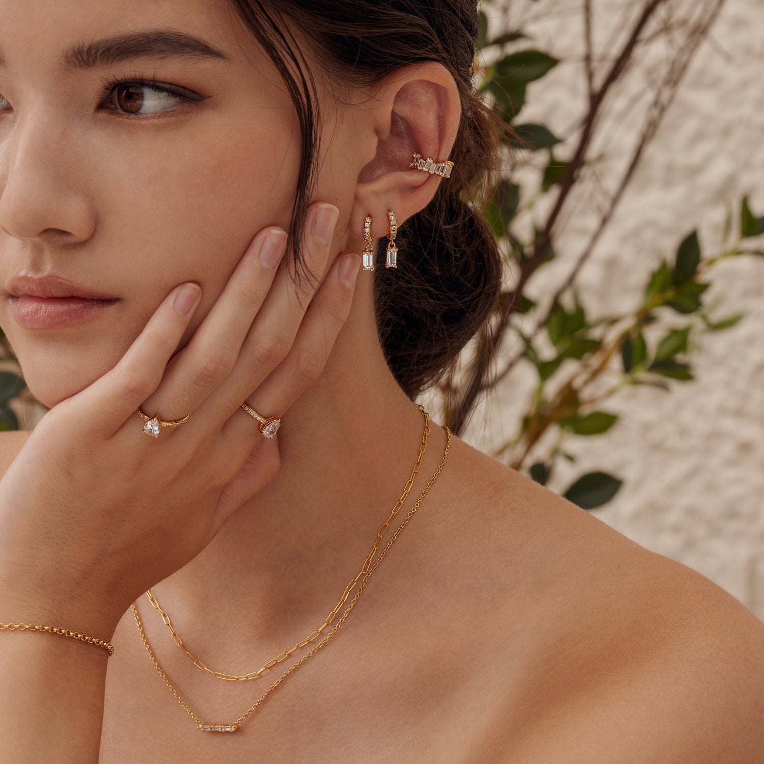 Color:Gold
Color:Silver