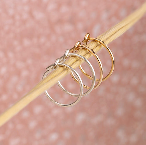 Color:Gold
Color:Silver