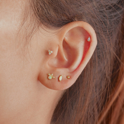 Color:Yellow Gold
Option:Single
Option:Pair