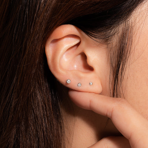 Color:White Gold
Option:Single
Option:Pair