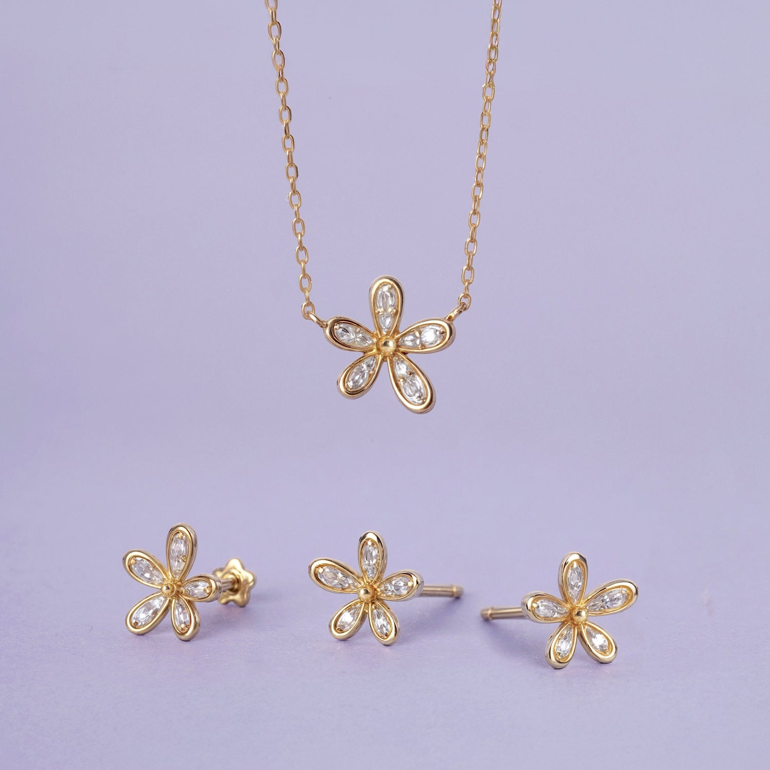 Color:Yellow Gold
Option:Single
Option:Pair