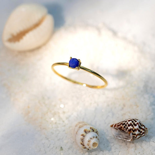 Minimal Lapis Ring Gold