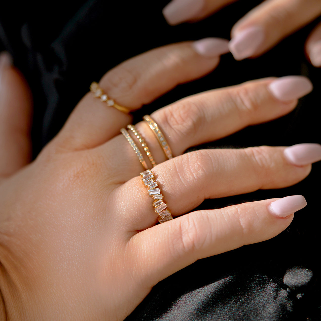Embellished Baguette Ring Gold