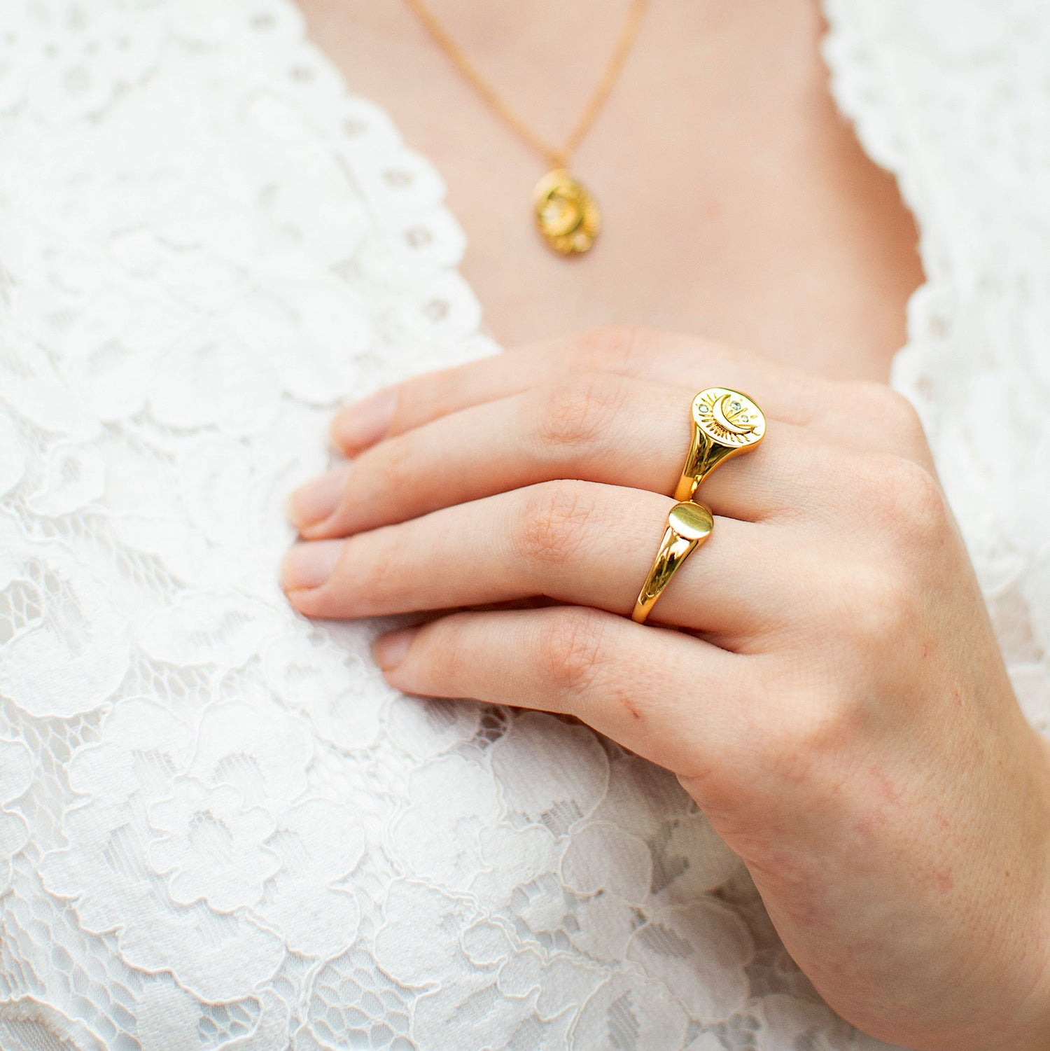 Tarot Moon Signet Ring Gold