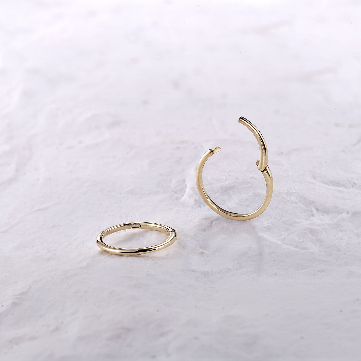 Color:Yellow Gold
Option:Pair