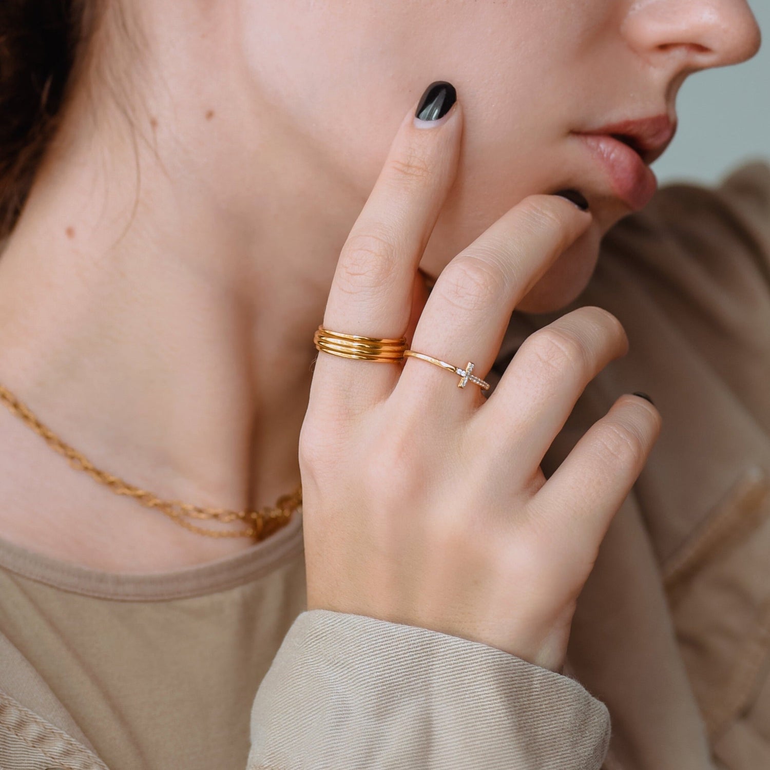 Sideway Pave Cross Ring