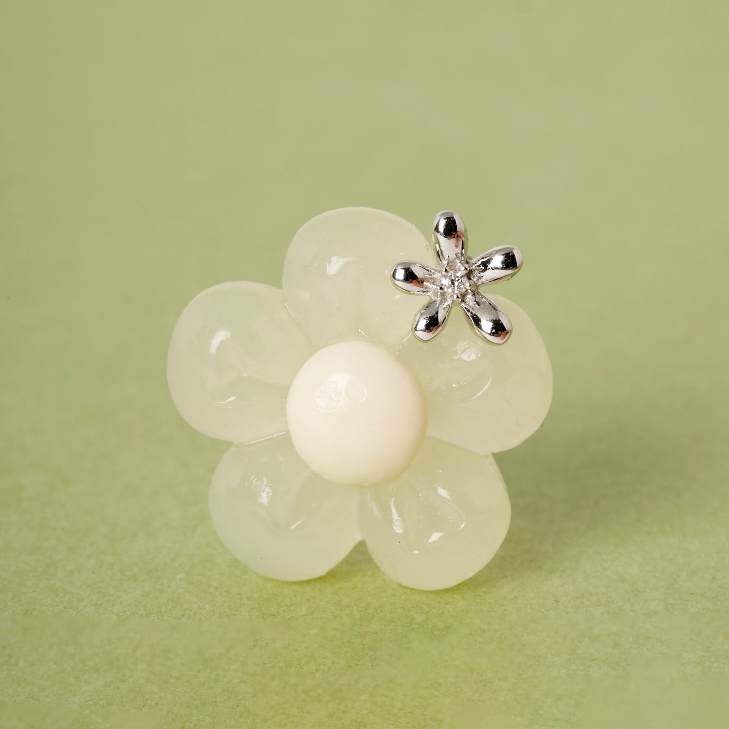 Color:White Gold
Option:Single
Option:Pair