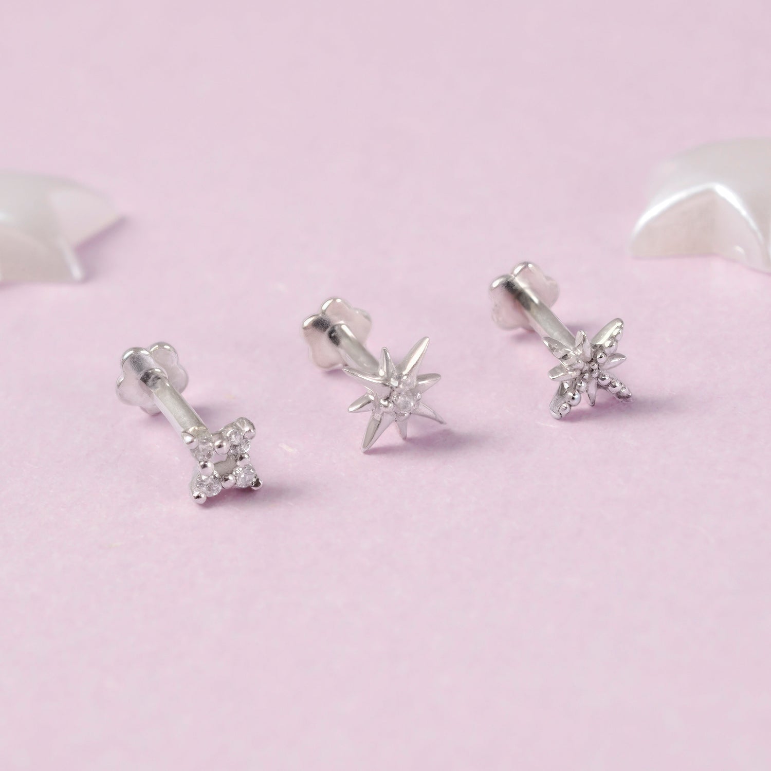 Color:White Gold
Option:Single
Option:Pair