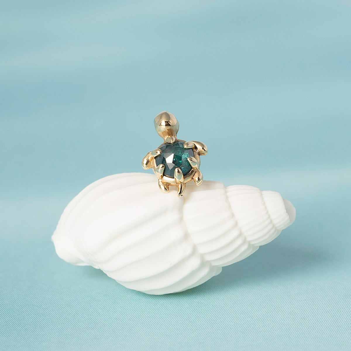 14K Solid Gold Turtle Diamond Flatback Earring