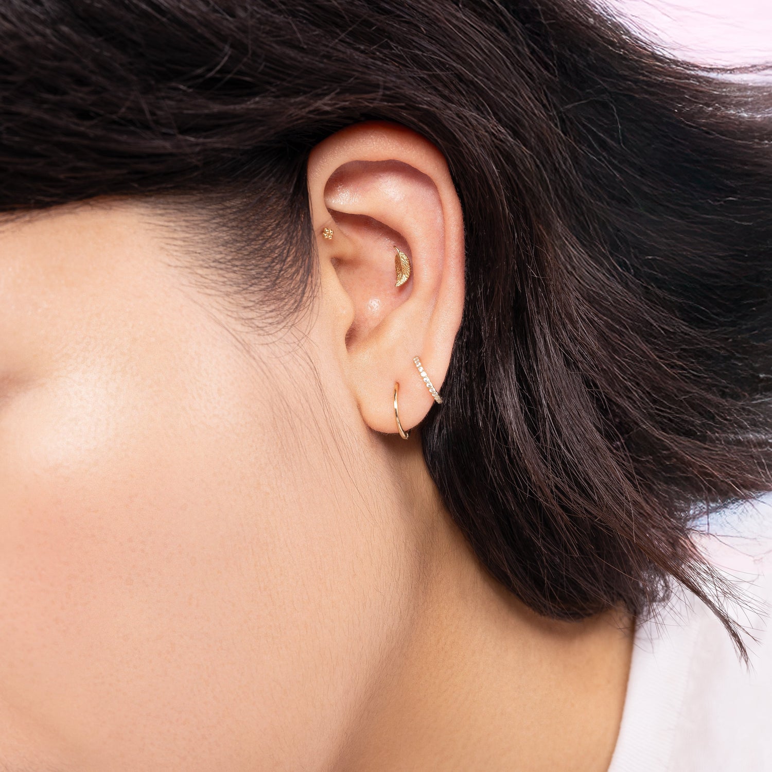 Color:Yellow Gold
Option:Single
Option:Pair