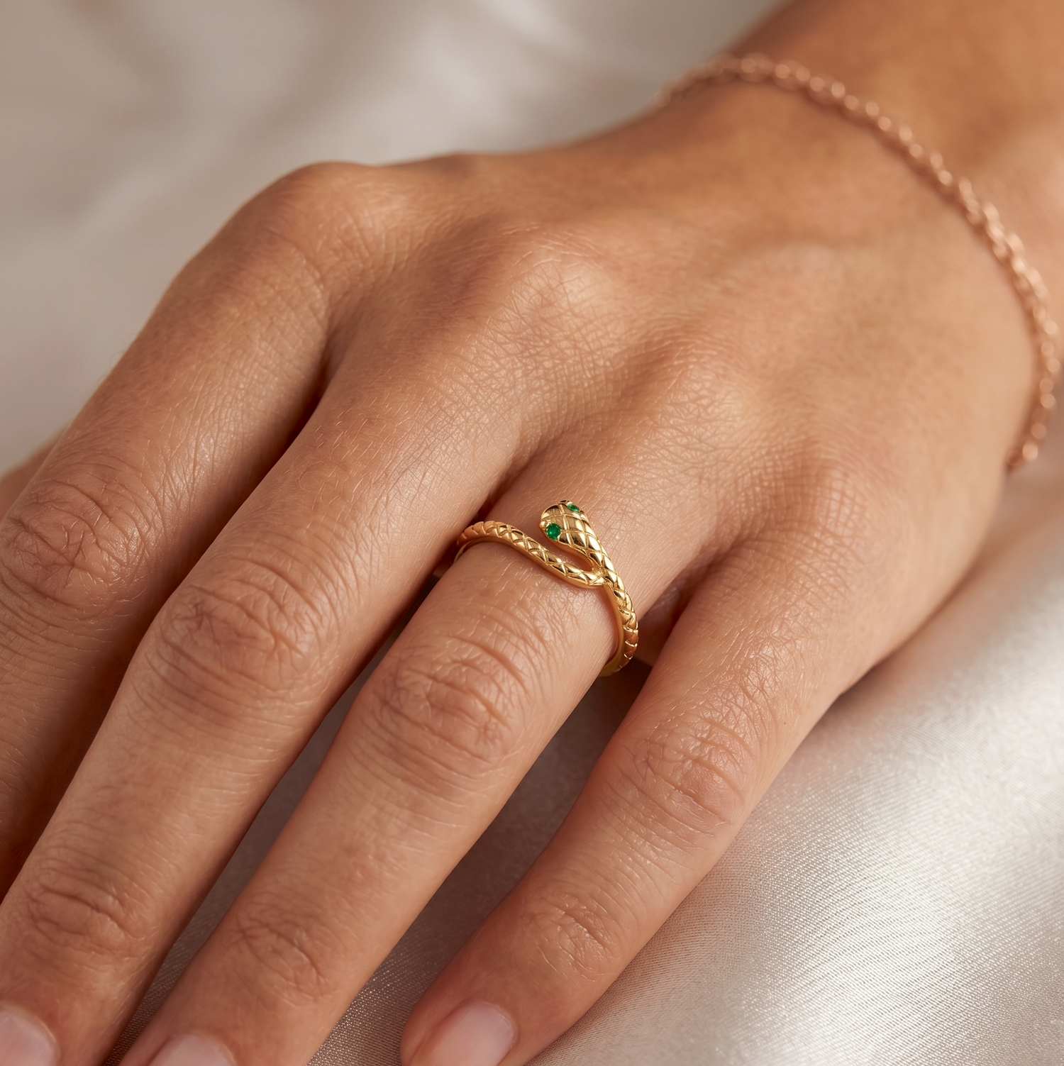 Textured Snake Ring Gold