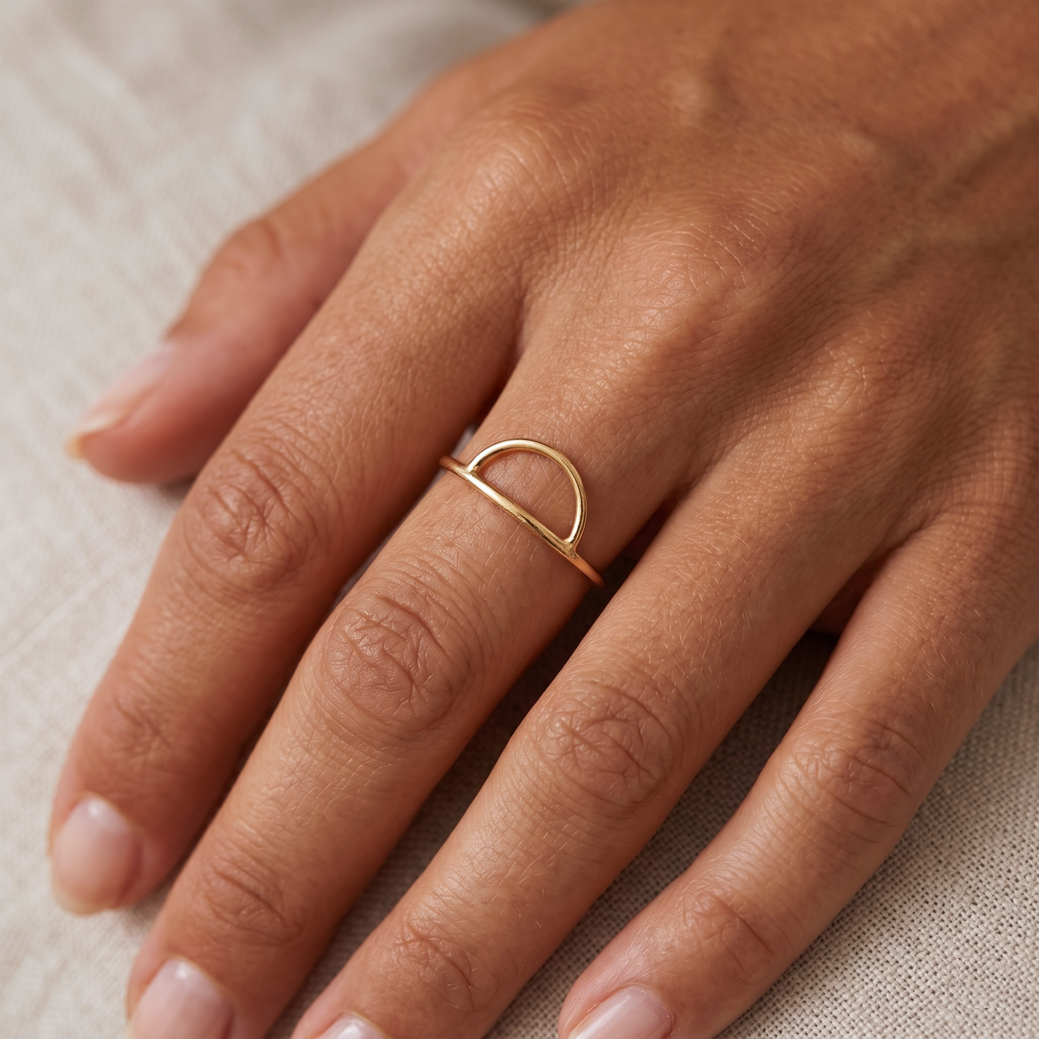 Minimal Arc Ring Gold