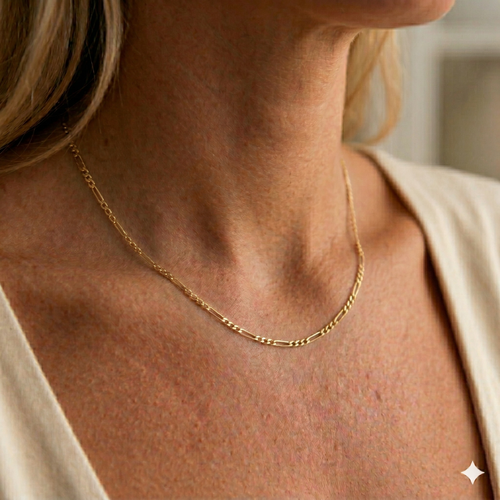 Sleek Chain Gold Choker