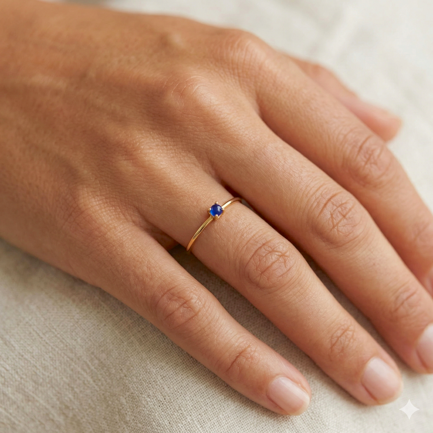 Minimal Lapis Ring Gold