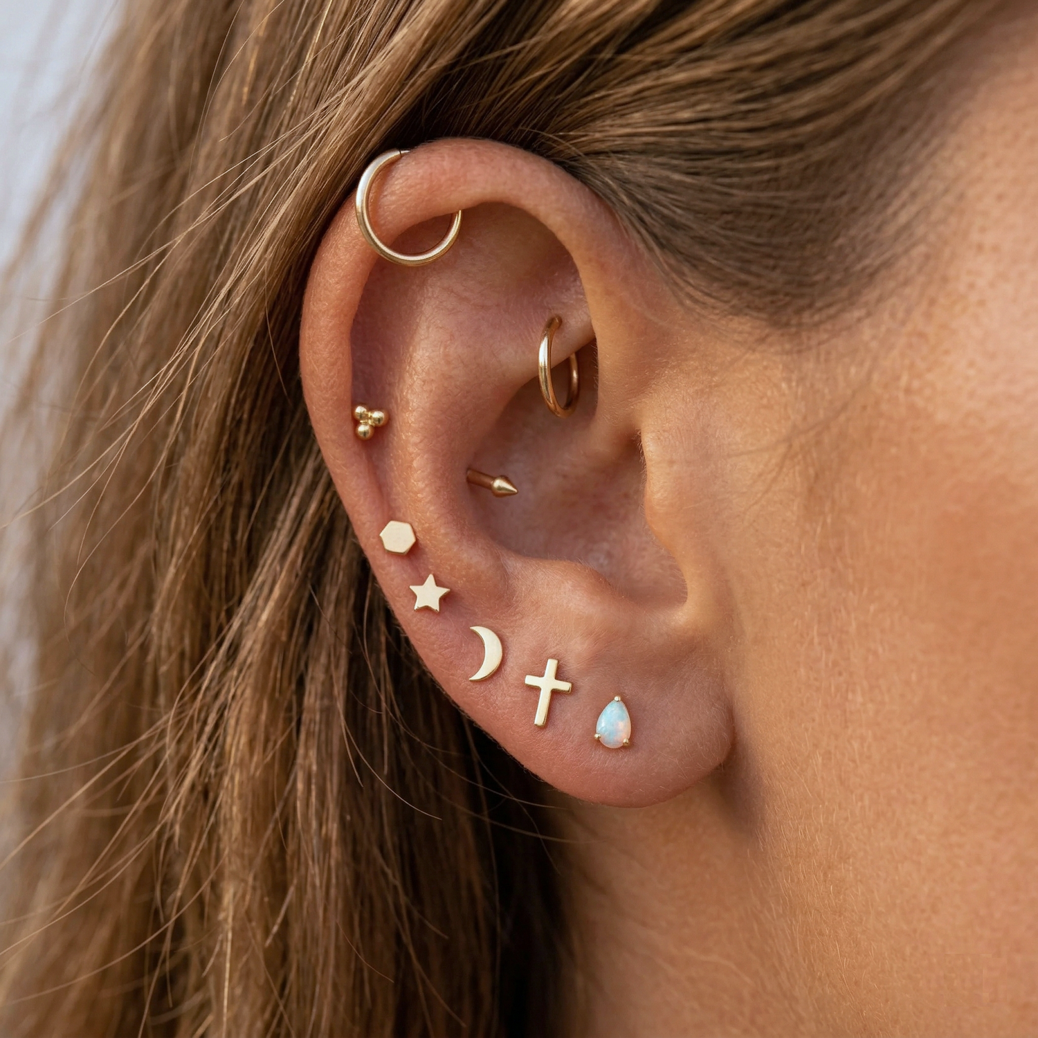 14K Solid Gold Mini Trinity Ball Labret Earring