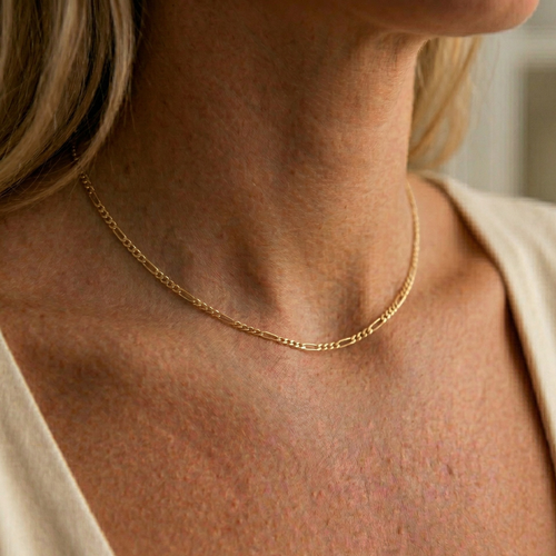 Sleek Chain Gold Choker