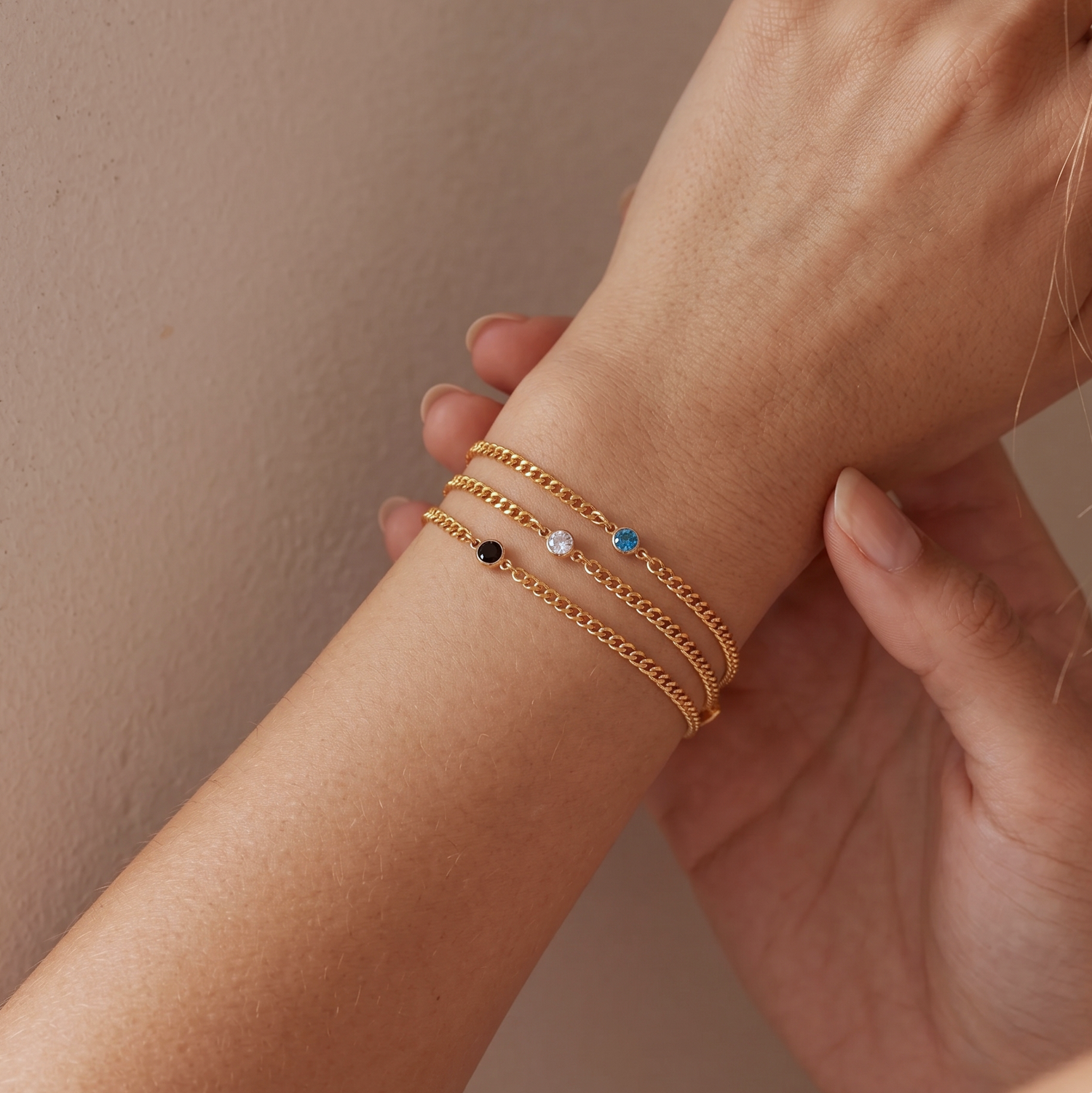 Curb Chain Bezel Bracelet