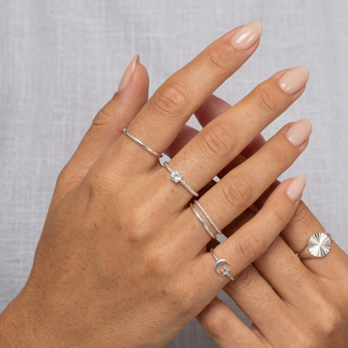 Skinny Twist Ring Silver