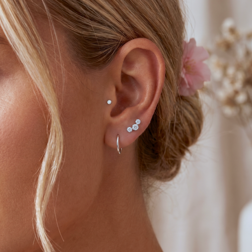 14K Solid Gold Baby Bezel Diamond Threaded Labret Earring
