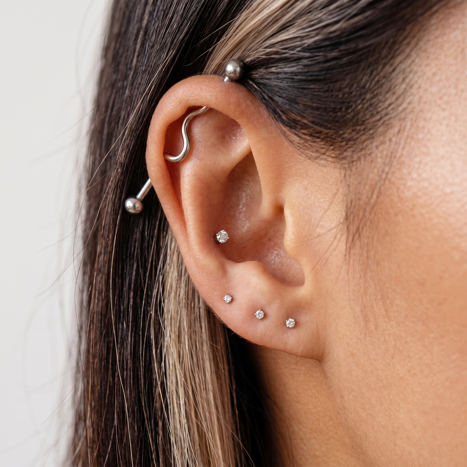 14K Solid Gold Baby Solitaire Threaded Labret Earring 2mm