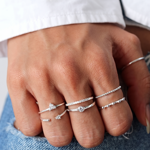 Minimal Solitaire Ring Silver