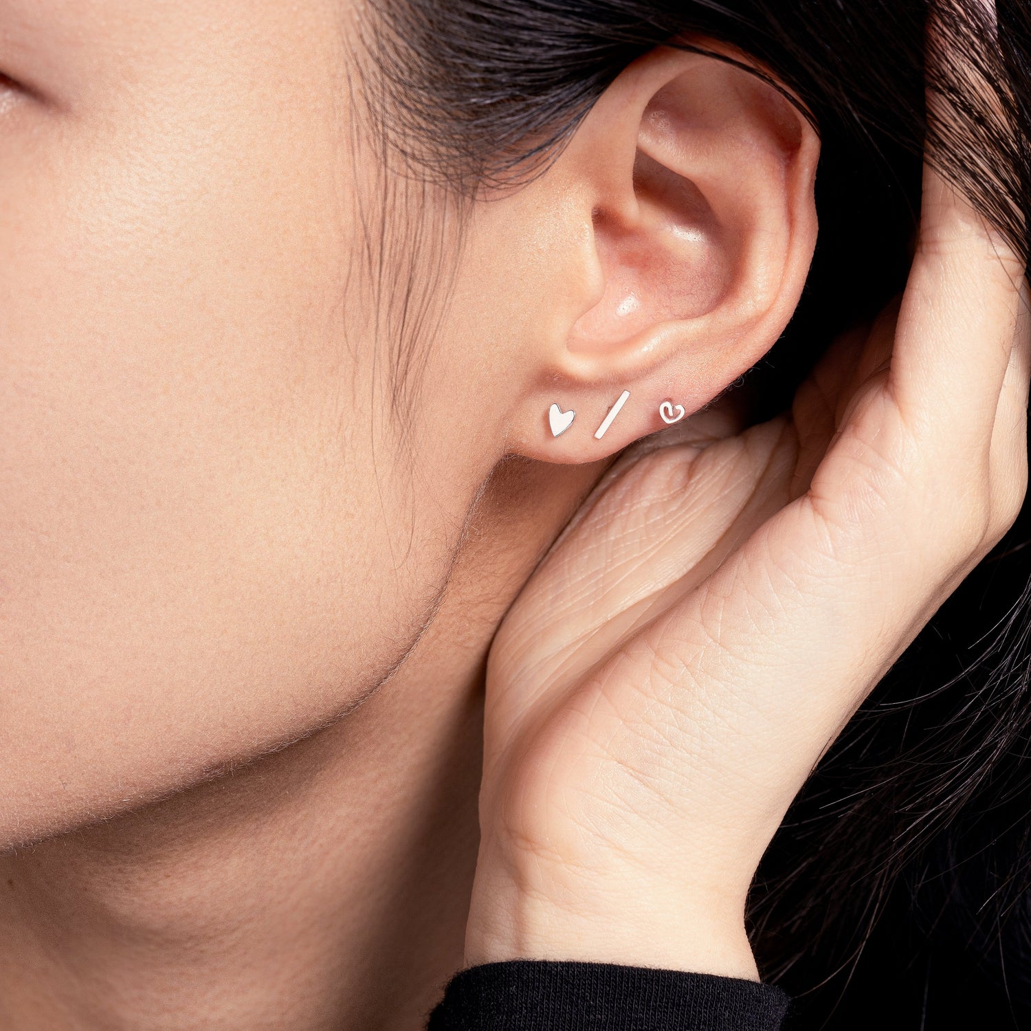 Color:White Gold
Post Length:6.5mm
Post Length:5mm
Post Length:8mm