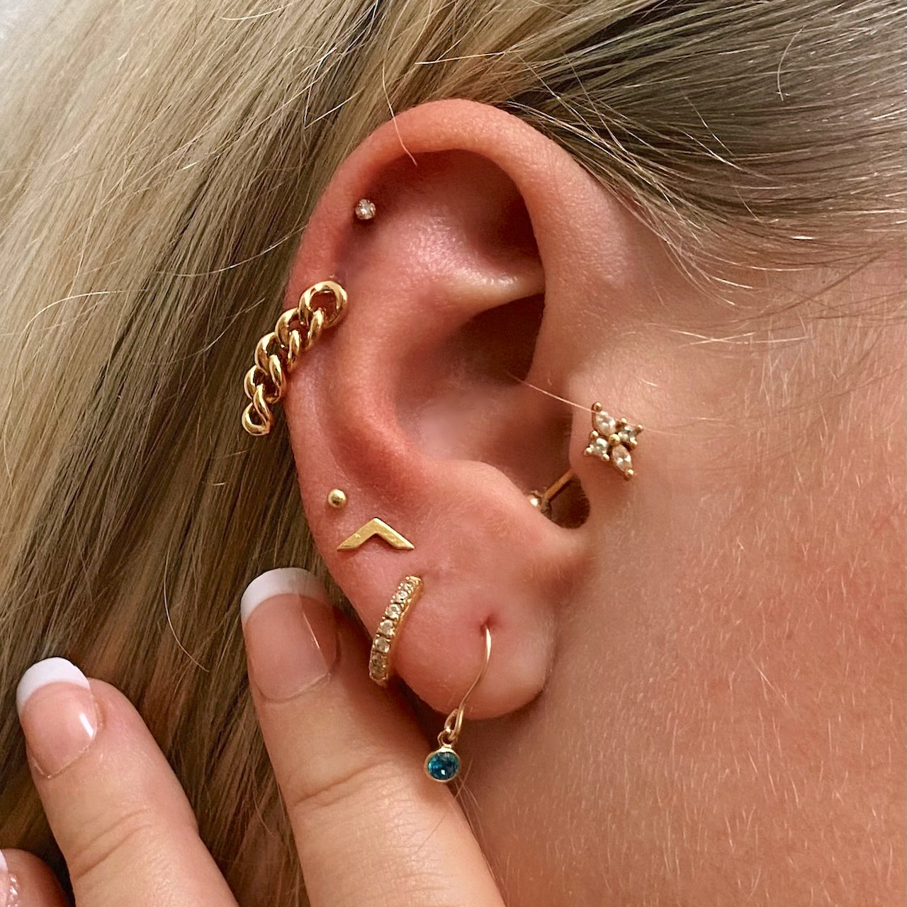 Princess Flower Cartilage Barbell